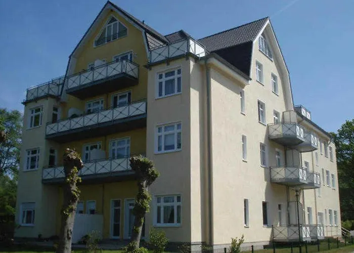 Haus Lindenhof - Strandstrasse